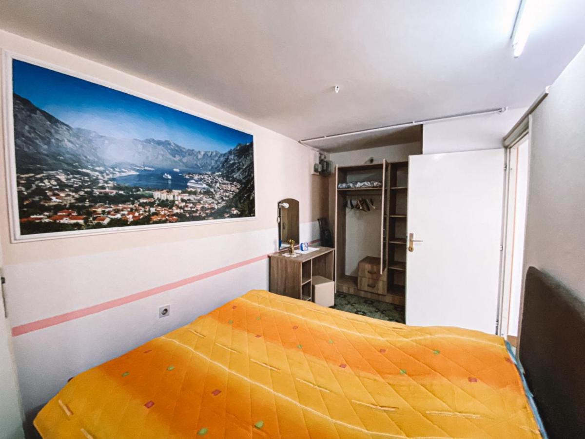 Apartment Near The Old Town Of Kotor Exterior foto