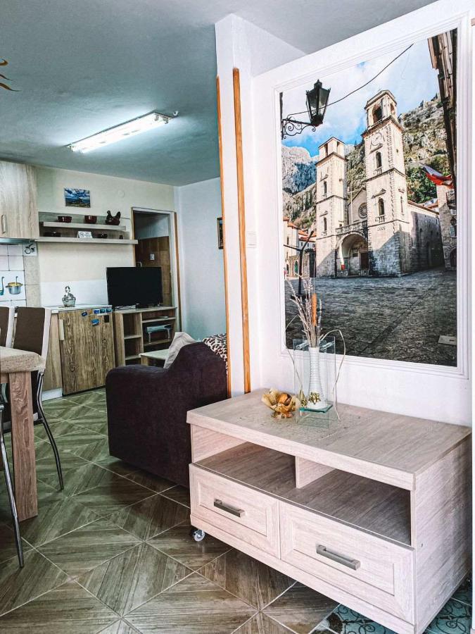 Apartment Near The Old Town Of Kotor Exterior foto